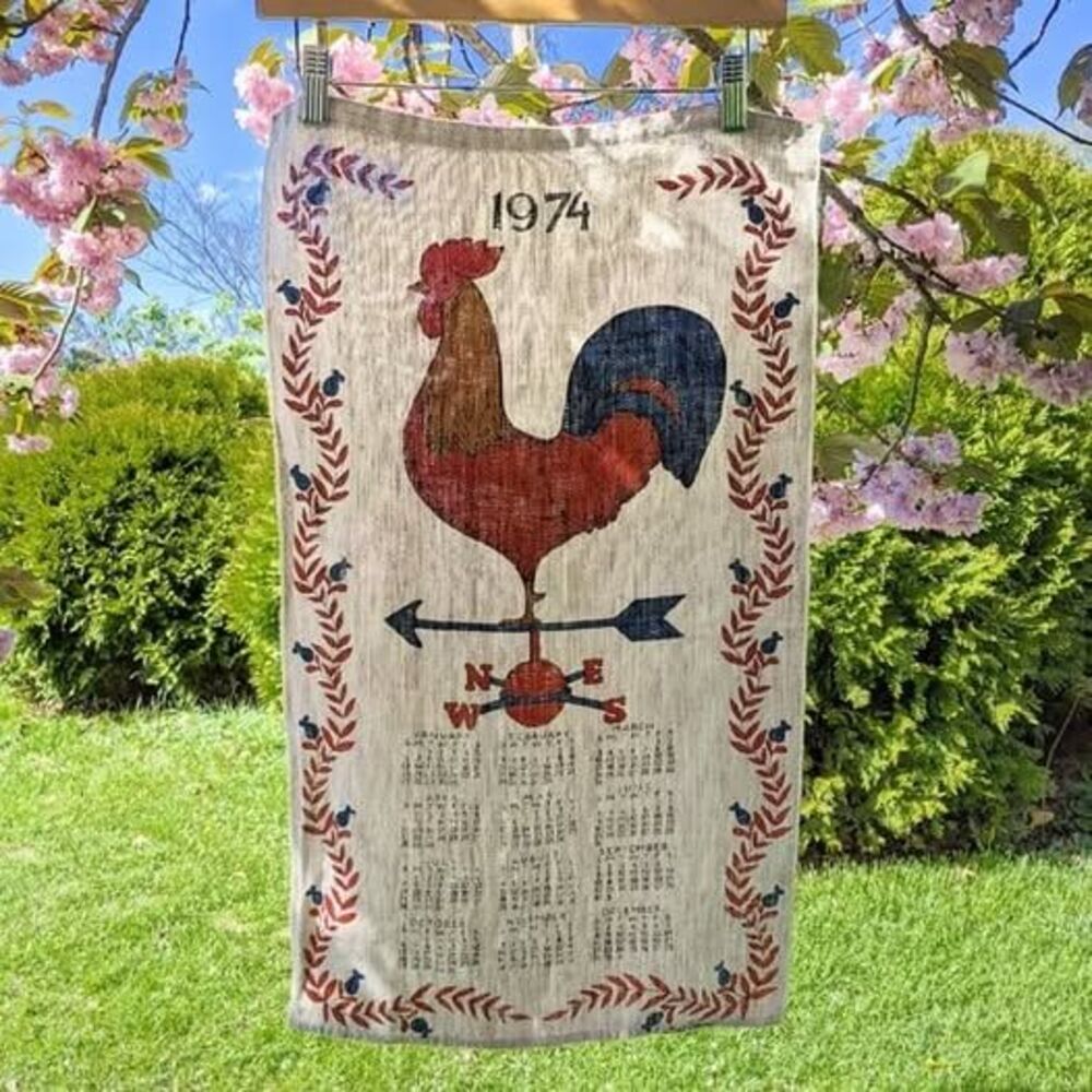 1974 Vintage Rooster Linen Retro Calendar